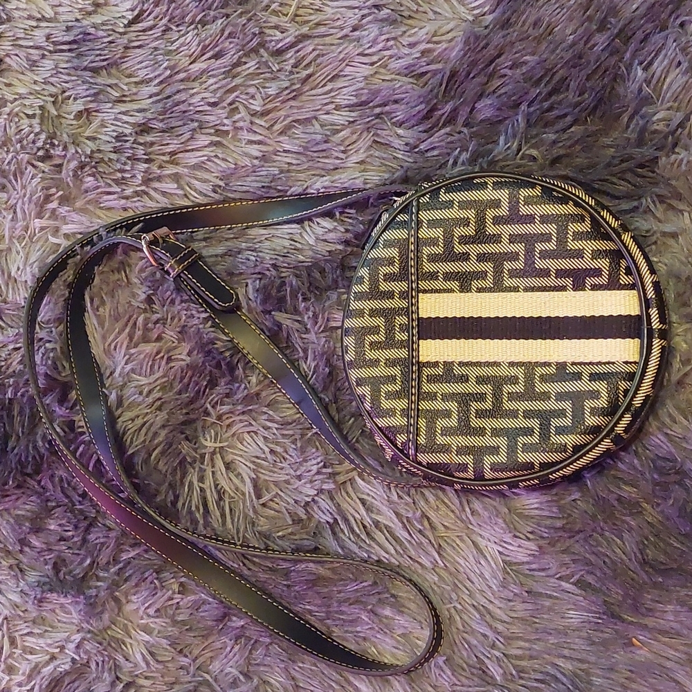 TOMMY HILFIGER ROUND CROSSBODY